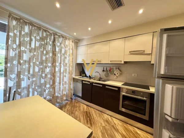 Gjiri Lalezit | Hamallaj, shitet apartament 2 Katshe Kati 0, 392 m² 1,030,000 € (GJIRI I LALEZIT