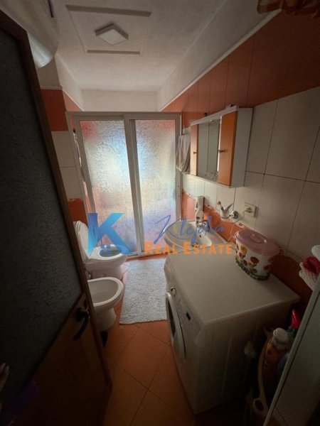 Tirane, shitet apartament 2+1 Kati 4, 77 m² 65,000 € (Kamez, rruga Londer