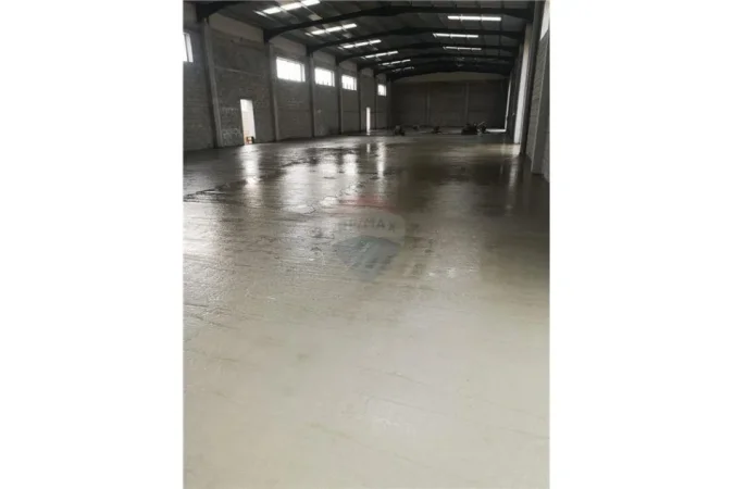 Tirane, jepet me qera ambjent biznesi , 2,324 m² 5,500 € (Marikaj - Vore