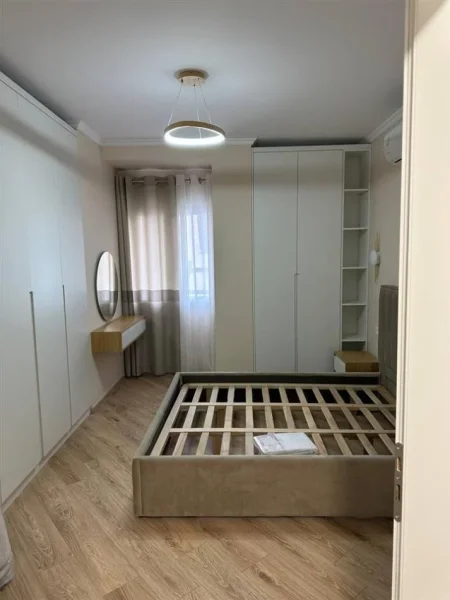 Tirane, jepet me qera apartament 1+1+Ballkon Kati 2, 65 m² 400 € (Astir , prane Viles L , te pasticeri