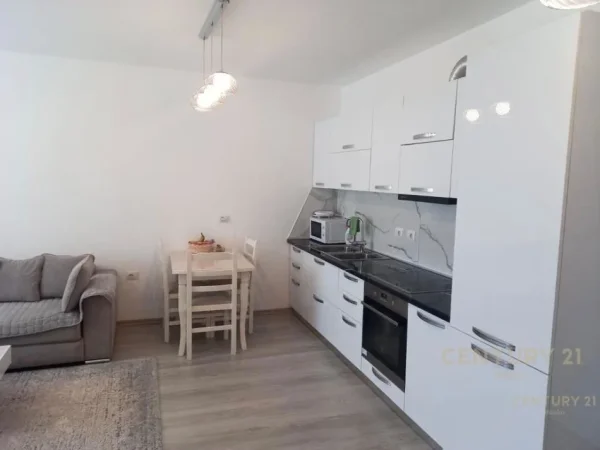 Tirane, apartament , 65 m² 500 € (