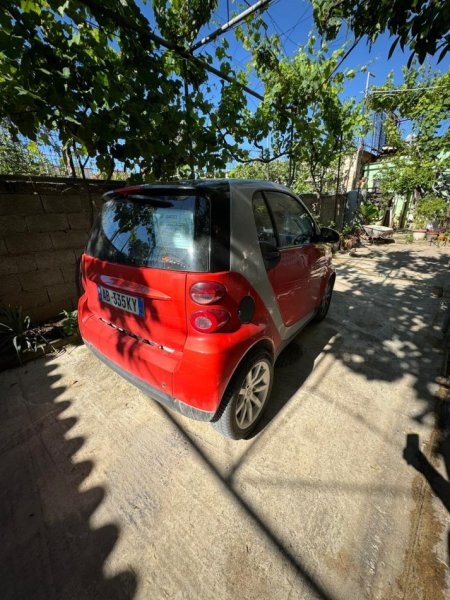 Tirane, shes makine Smart , Benzin, e kuqe, automatik, Kondicioner, 140 km