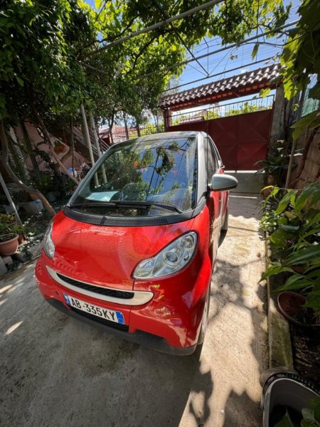 Tirane, shes makine Smart , Benzin, e kuqe, automatik, Kondicioner, 140 km