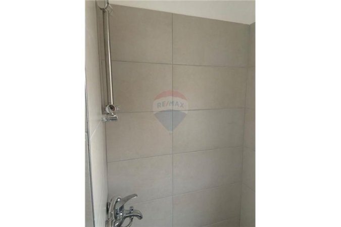 Tirane, jepet me qera 2+1 Kati 4, 97 m² 400 € (JEPET APARTAMENT 2+1 ME QIRA NE PORCELAN)