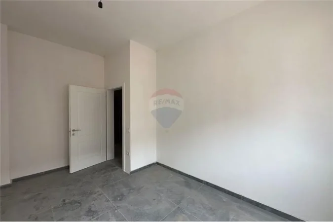 Tirane, jepet me qera apartament 2+1 , 121 m² (JEPET ME QIRA APARTAMENT 2+1+2, GREEN CITY ASTIR)
