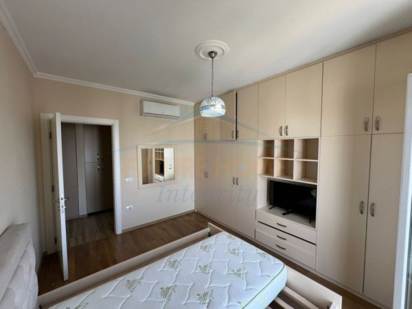 Tirane, shitet apartament 2+1+Ballkon Kati 7, 97 m² 239,000 € (Komuna e Parisit)