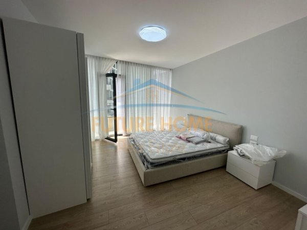 Tirane, jepet me qera apartament 1+1 Kati 4, 90 m² 1,000 € (LAKE VIEW)
