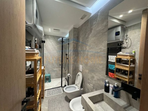 Tirane, shitet apartament 2+1 Kati 1, 97 m² 265,000 € (KOMUNA E PARISIT)