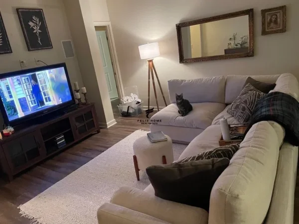 Tirane, jepet me qera apartament 2+1+Ballkon Kati 5, 112 m² 650 € (KODRA E DIELLIT)