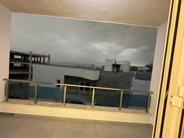 Tirane, shitet apartament 3+1+2, Kati 3, 145 m² 220,000 € prane Kopshtit Zoologjik