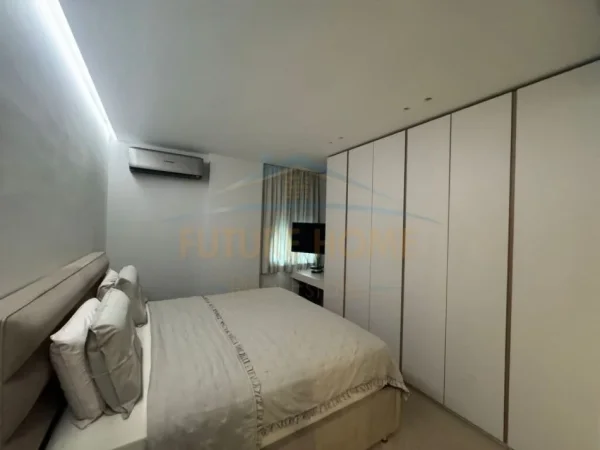 Tirane, shitet apartament 2+1+Aneks+Ballkon Kati 1, 97 m² 265,000 € (Komuna e Parisit)