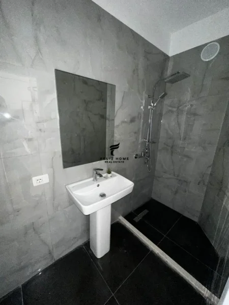 Tirane, shitet apartament 1+1 Kati 4, 35 m² 82,000 € (KOMUNA E PARISIT)