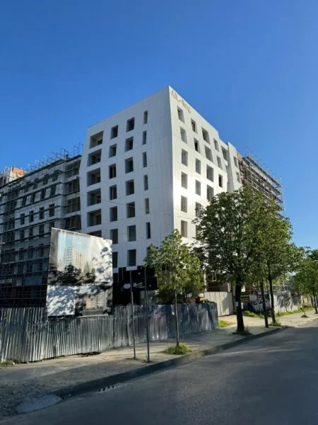 Tirane, shes apartament 2+1+Ballkon Kati 6, 111 m² 144,300 € (Rruga Xhanfize Keko, Porcelan)