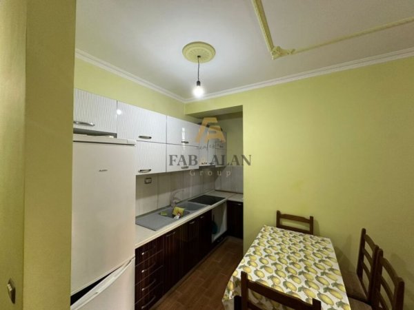 Vlore, shitet apartament 2+1 Kati 2, 106 m² 185,000 € (Lungomare)