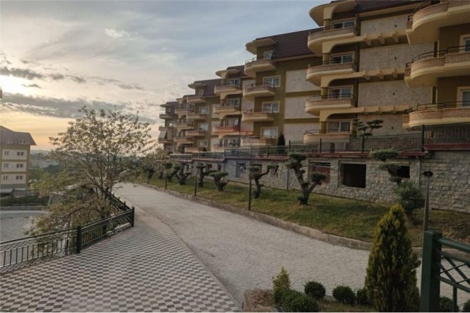 Tirane, shitet apartament 2+1 Kati 3, 79 m² 142,200 € (SHITET APARTAMENT 2+1 NE FARKE!)
