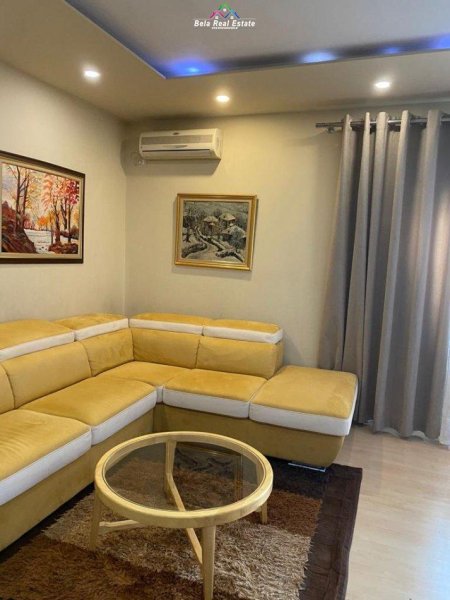 Tirane, jepet me qera apartament 2+1 Kati 3, 90 m² 600 € (don bosko)