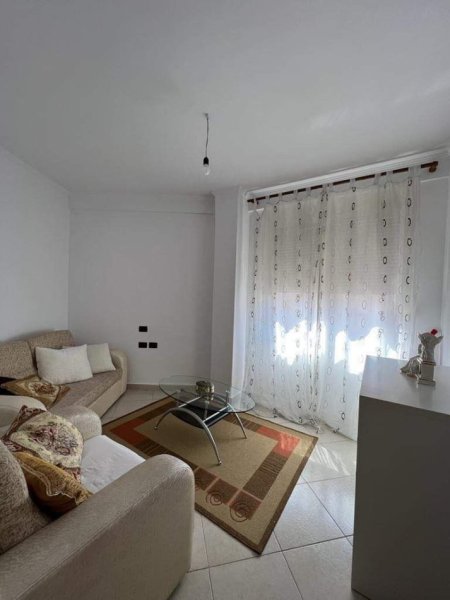 Tirane, jepet me qera apartament 3+1+Ballkon Kati 9, 116 m² 550 € (Astir, Teodor Keko)