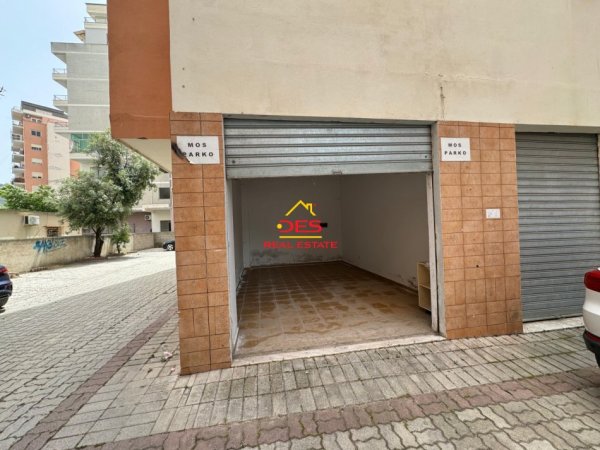 Vlore, shitet garazh 1+1 Kati 0, 27 m² 32,000 € (Rruga Shyqyri Ali Merka)