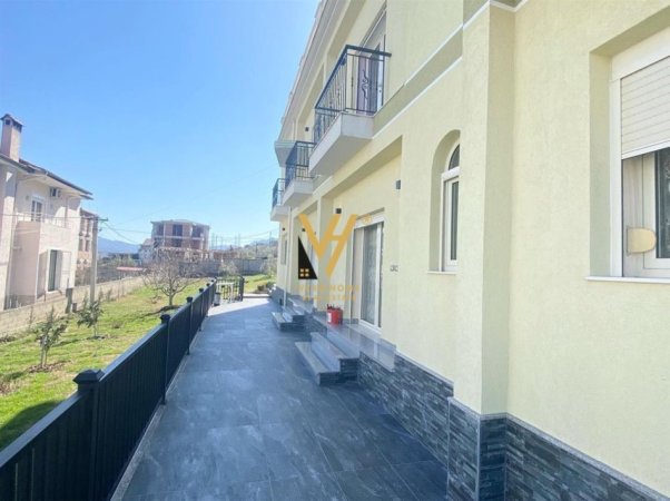 Tirane, jepet me qera Vile 3 Katshe Kati 0, 4,000 m² 4,000 € (TEG)