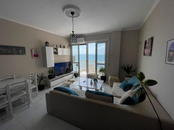 Durres, Jepet me Qera apartament 1+1 Kati 5, 55 m² (Plazh, Durres)