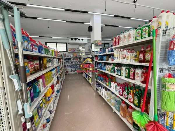 Vlore, shitet ambjent biznesi Kati 1, 188 m² 526,400 € (Rruga Fejzo Mema)