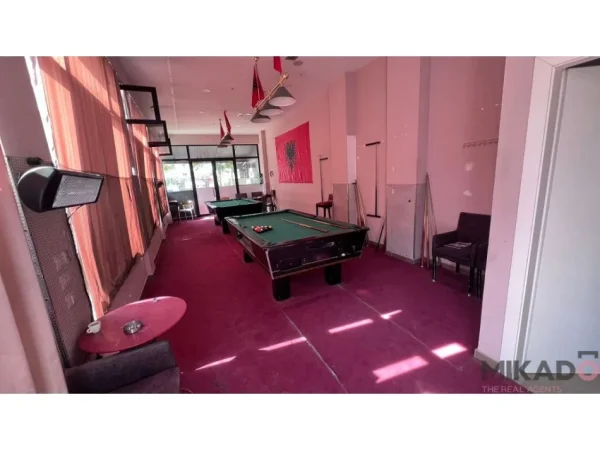 jepet me qera , 58 m²180,000  €