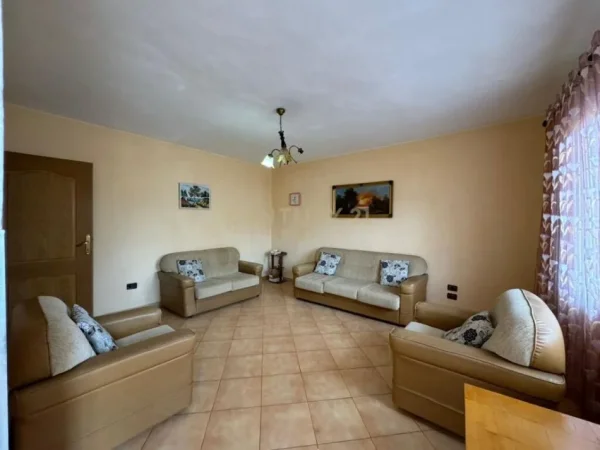 Tirane, shitet apartament 2+1 Kati 5, 80 m² 126,800 € (Gjimnazi partizani)