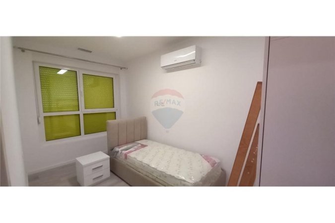 Tirane, jepet me qera apartament 2+1 , 105 m² 420 € (Ali Demi)