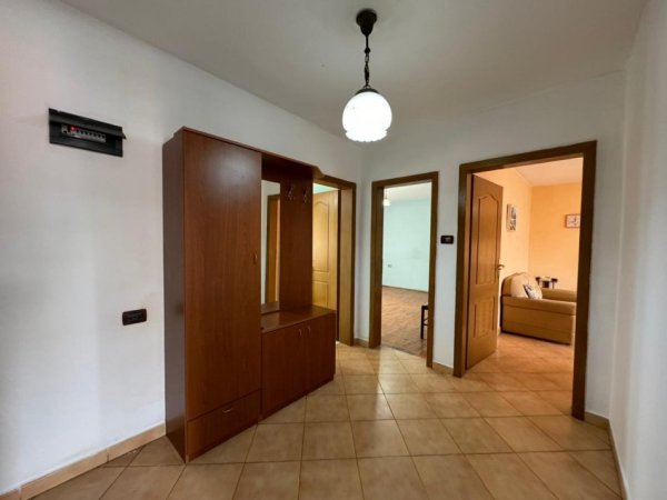 Tirane, jepet me qera apartament Kati 5, 79 m² 1260000 €