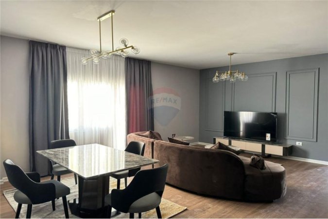Tirane, jepet me qera apartament 1+1 , 80 m² 700 € (Rruga Panorama e Liqenit)