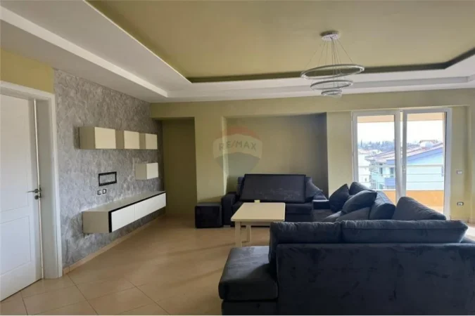 Tirane, jepet me qera apartament 2+1 , 124 m² 500 € (Ruga Irfan Tershana - Vilat Amerikane - Qyteti Studenti)