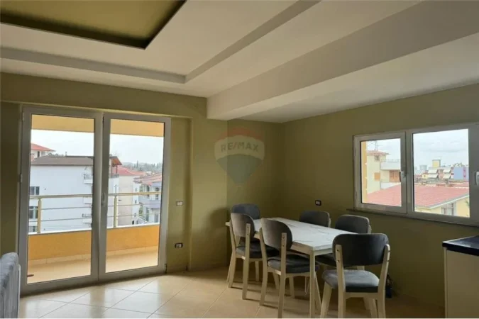Tirane, jepet me qera apartament 2+1 , 124 m² 500 € (Ruga Irfan Tershana - Vilat Amerikane - Qyteti Studenti)