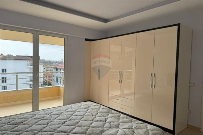 Tirane, jepet me qera apartament 2+1 , 124 m² 500 € (Ruga Irfan Tershana - Vilat Amerikane - Qyteti Studenti)