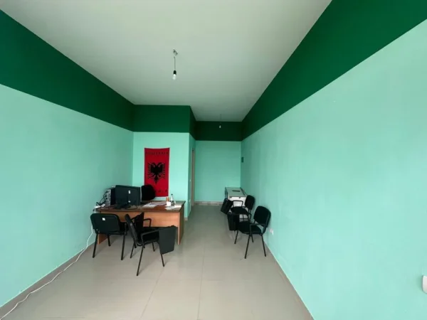 Shqiperi, shitet ambjent biznesi Kati 0, 32 m² 57,000 € (Astir)