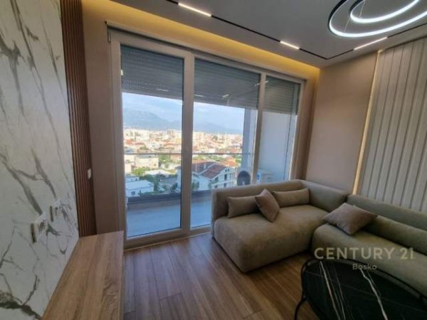 JAPIM ME QIRA APARTAMENT 2+1+2 TE FIORI DI BOSCO!! 550 Euro