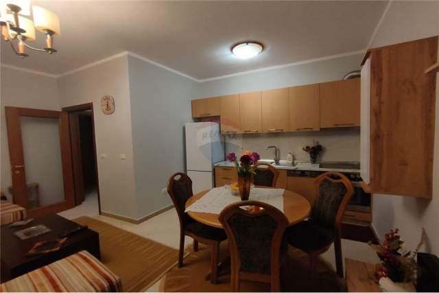 Tirane, jepet me qera apartament 2+1 Kati 2, 102 m² 500 Euro (myslym shyr)