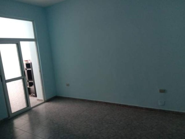 Tirane, jepet me qera apartament 2+1+BLK Kati 2, 90 m² 400 Euro (sulejman delvina)