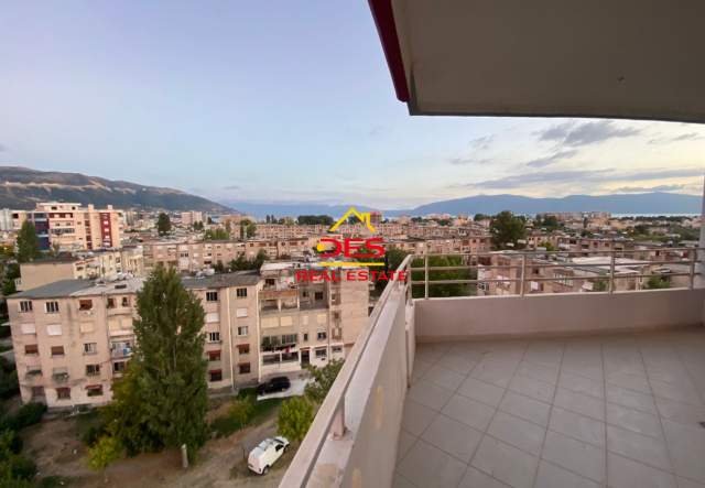 Shqiperi, ofert apartament Kati 8, 116 m² 75.000 Euro (Rruga Sadik Zotaj)