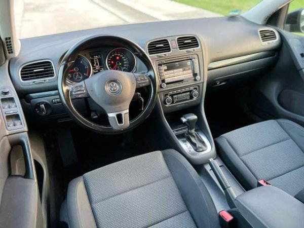 shes Volkswagen VW GOLF 6 - AUTOMAT - 2.0 NAFTE - 2010