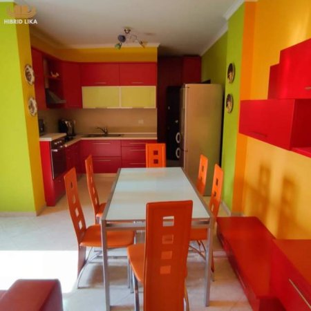 Shkembi Kavajes, shes apartament Kati 4, 70 m² 70.000 Euro (Shkembi i Kavajes)