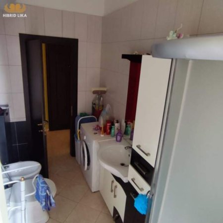 Shkembi Kavajes, shes apartament Kati 4, 70 m² 70.000 Euro (Shkembi i Kavajes)