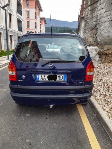 Kurbin, shes makine Opel Zafira Viti 2002, 270.000 Leke
