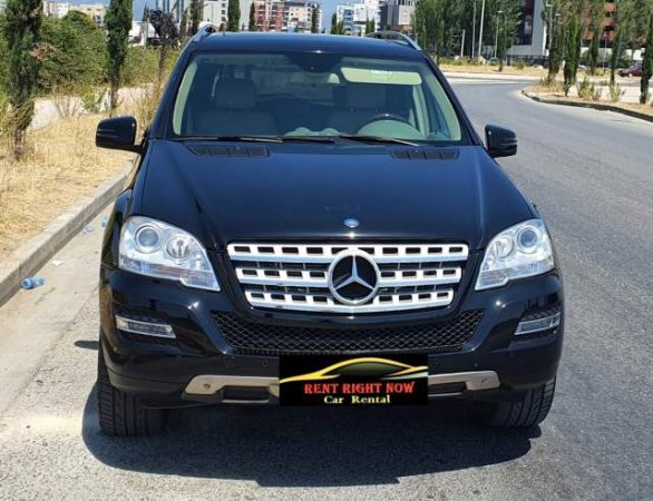 Tirane, jap me qera xhip Mercedes-Benz ML 320 Viti 2011, 60 Euro