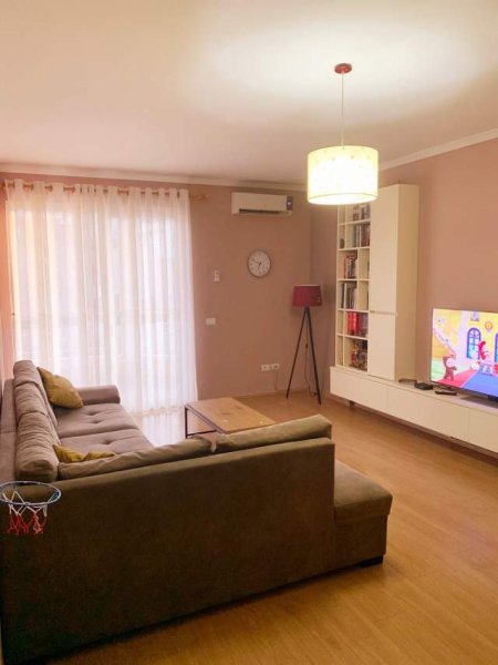 Tirane, shes apartament 2+1+BLK Kati 6, 115 m² 165.000 Euro (Rruga "Frang Bardhi")