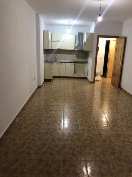 Tirane, shes apartament 2+1+BLK Kati 3, 89 m² 120.000 Euro (ISH EKSPOZITA)