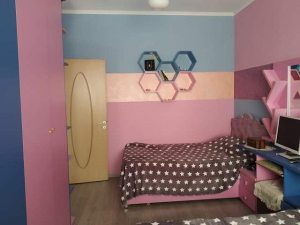 Tirane, shes Vile 2 Katshe Kati 2, 410 m² 160.000  euro