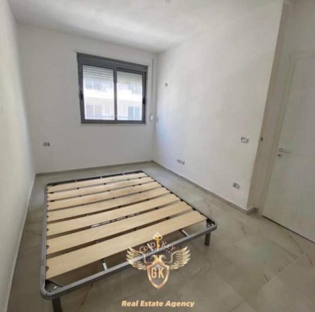 Durres, jepet me qera apartament 1+1+BLK Kati 2, 68 m² 200 Euro (Hotel Atalya plazh)