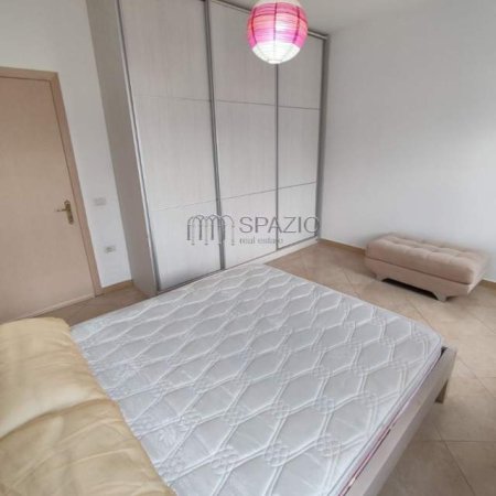 Tirane, jepet me qera apartament 2+1+BLK Kati 8, 120 m² 450 Euro (Rruga Elbasanit)