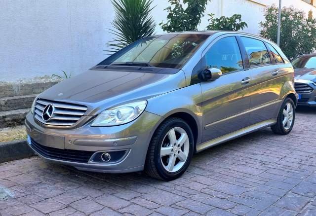 Tirane, shes makine Mercedes-Benz B 200 CDI Viti 2007, 5.200 Euro