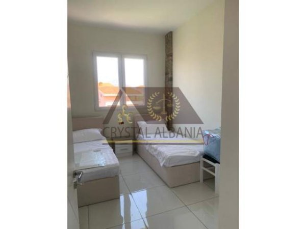 Tirane, jepet me qera apartament 2+1 Kati 3, 80 m² 350 Euro (Rruga Jordan Misja)